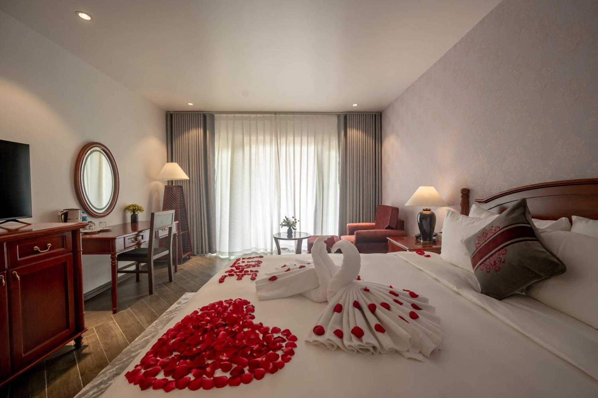 Khach San Son Nu Hotel Bac Kan Екстериор снимка