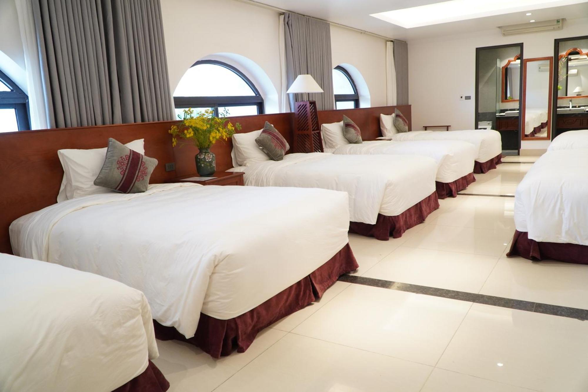Khach San Son Nu Hotel Bac Kan Екстериор снимка