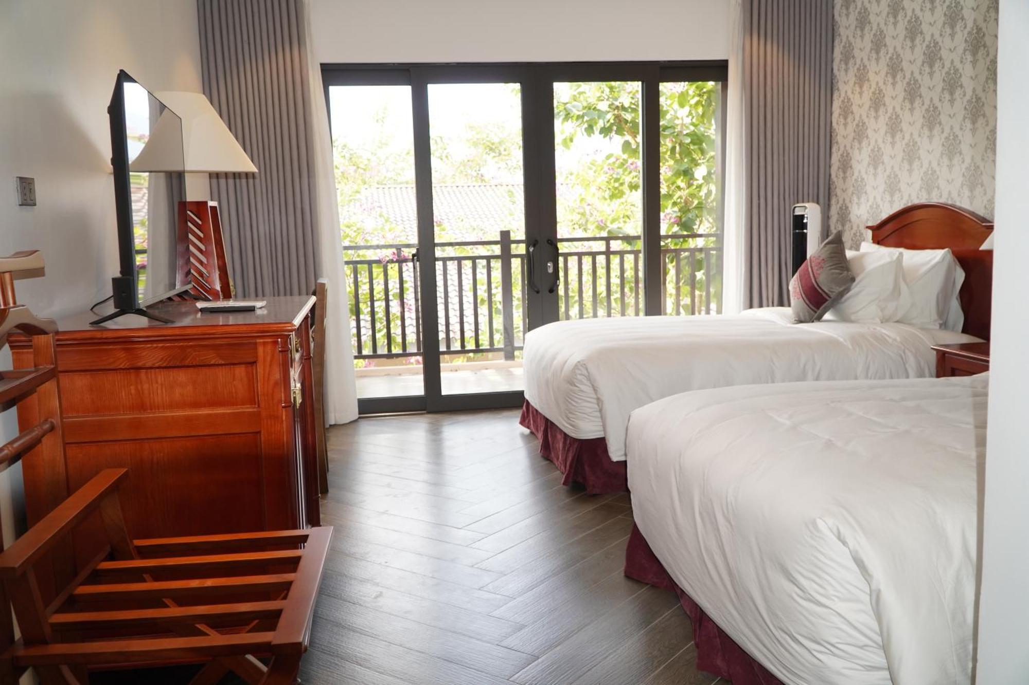 Khach San Son Nu Hotel Bac Kan Екстериор снимка
