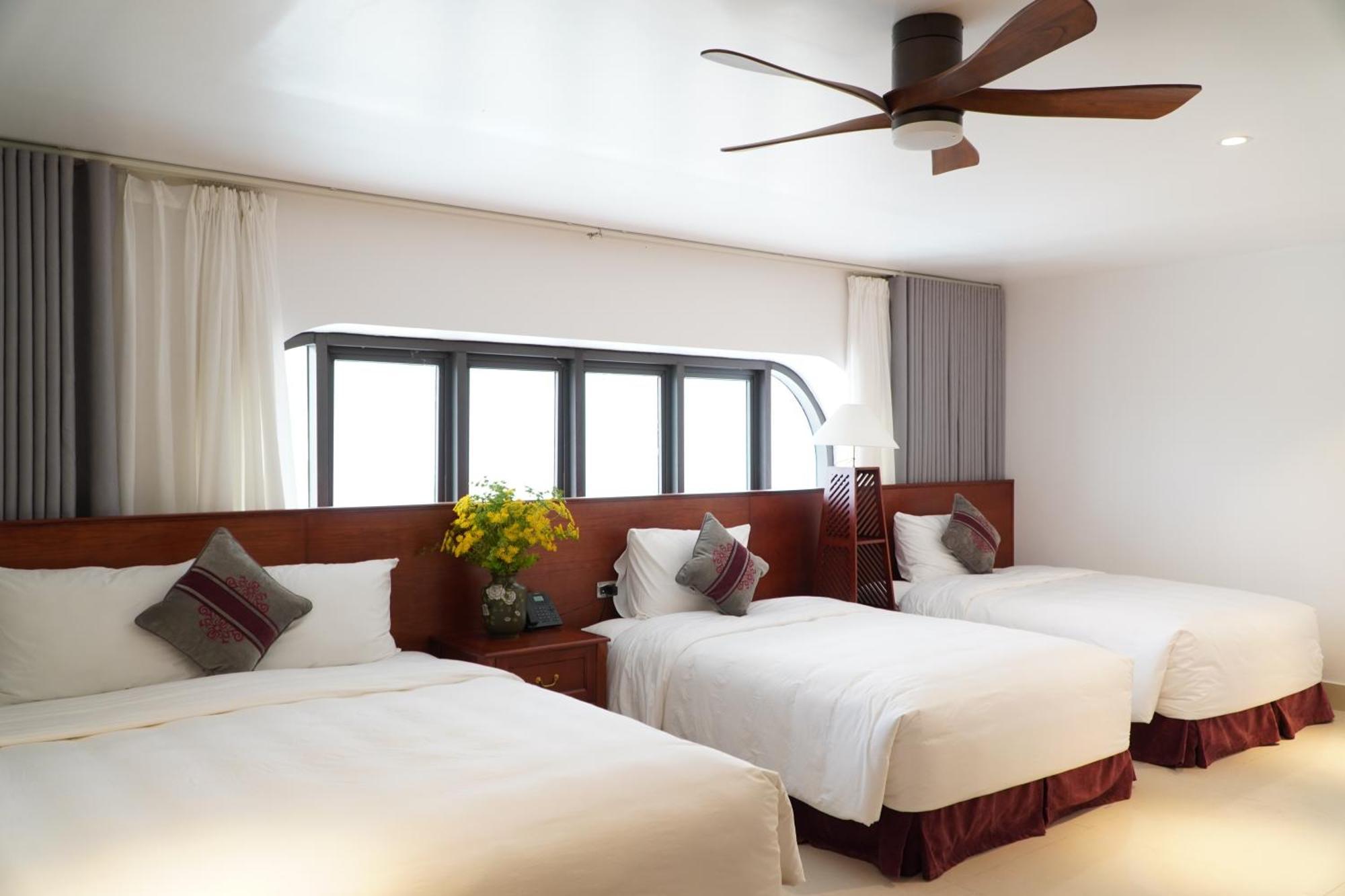 Khach San Son Nu Hotel Bac Kan Екстериор снимка
